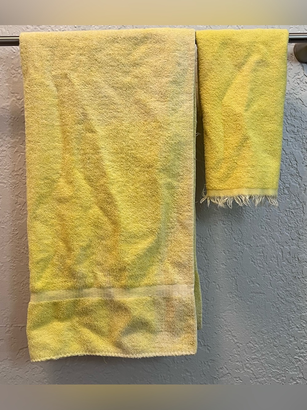 Vintage Cannon Monticello Yellow Bath Hand Towels Set of 2 Retro Fringed